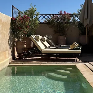 رياد Abracadabra